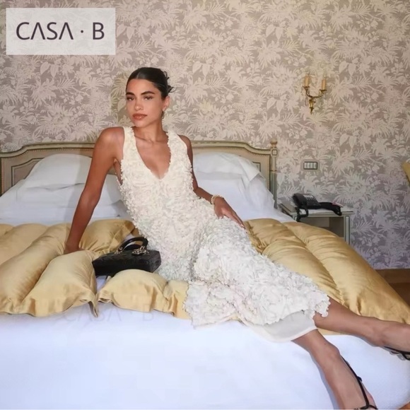 NEW💫 CASA B| “ Dreaming in Rose” 3D Floral Appliqué Ivory Plunge Neck Gown - Picture 3 of 7